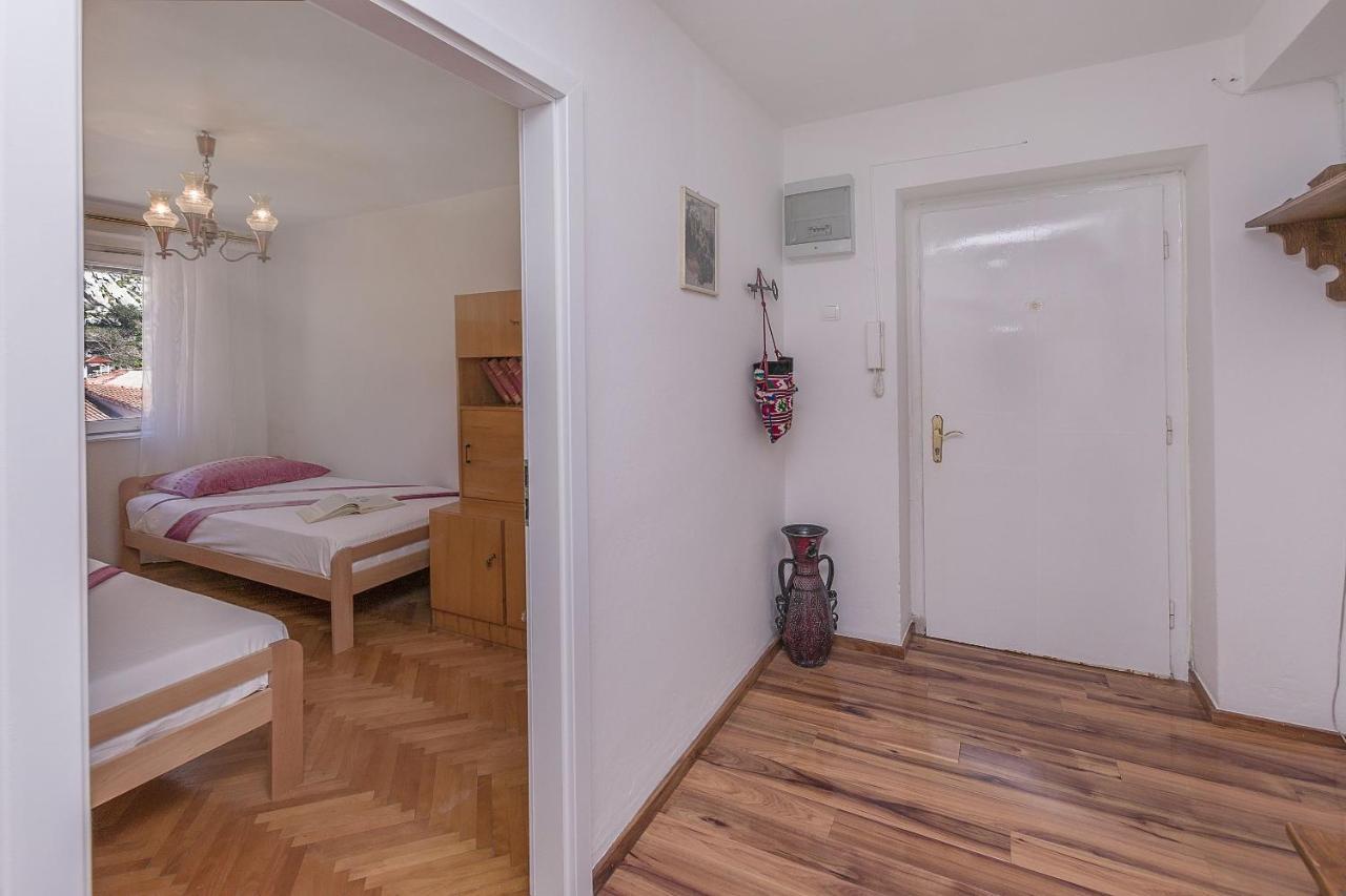 Apartment Nansy Omiš Εξωτερικό φωτογραφία